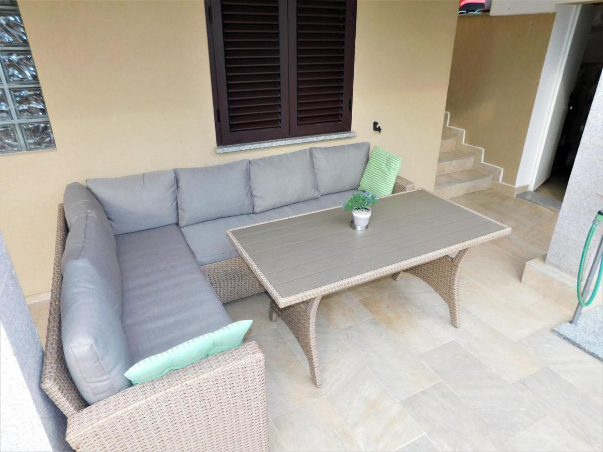 Apartman "Sabine Red" With Heated Pool Omišalj Exterior foto